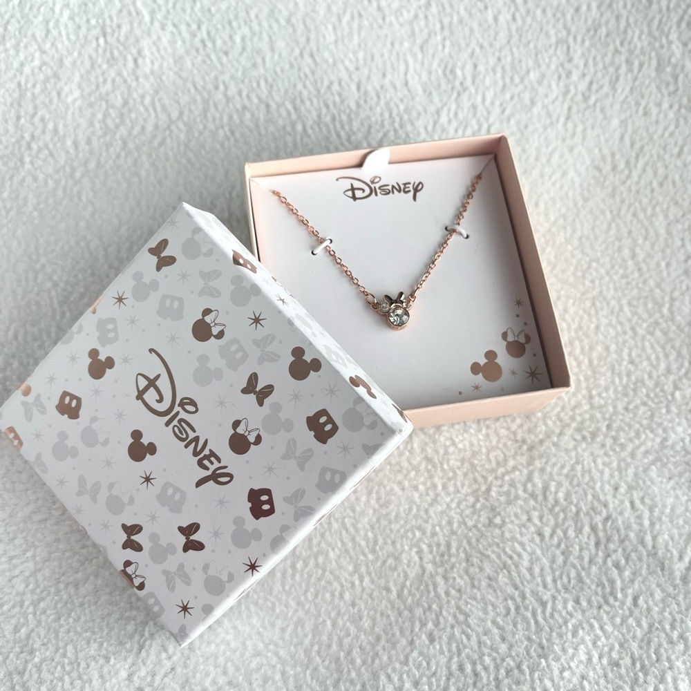 Disney Minnie Mouse Crystal Set Rose Gold Toned Necklace NWT